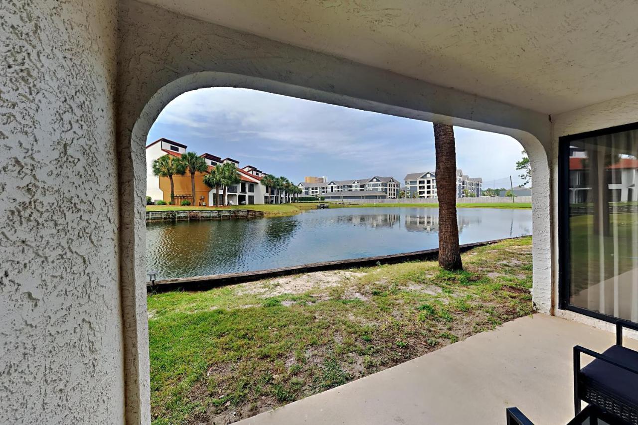 Apartment Edgewater 2104